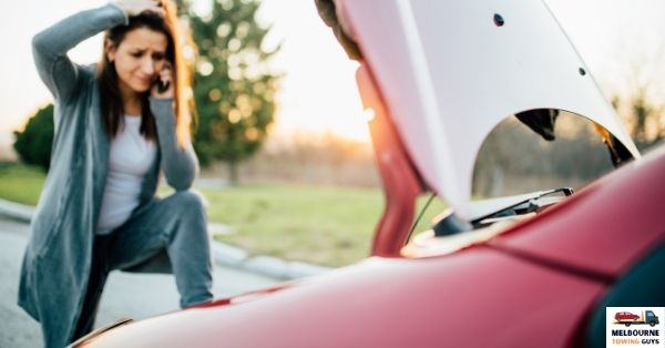 5 Things You Should Do While Waiting for a Tow Truck to Arrive